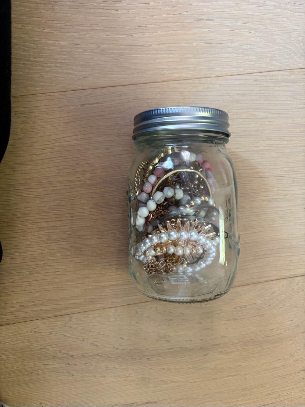 Value Jewlery jar - 22 pieces - Gold, stone, gem (includes Liza Gozlan)